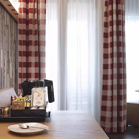 Mjus & Thermal Park 4*