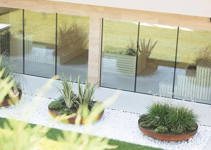 Mjus & Thermal Park 4*