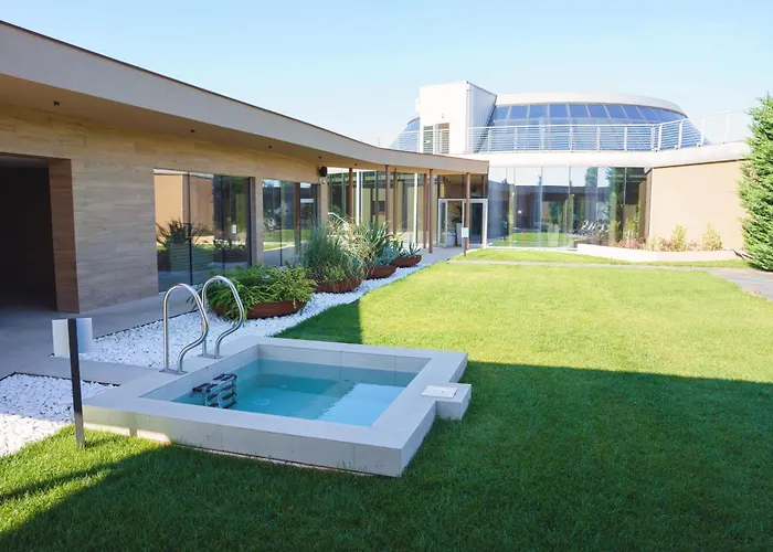 Mjus & Thermal Park 4* Körmend
